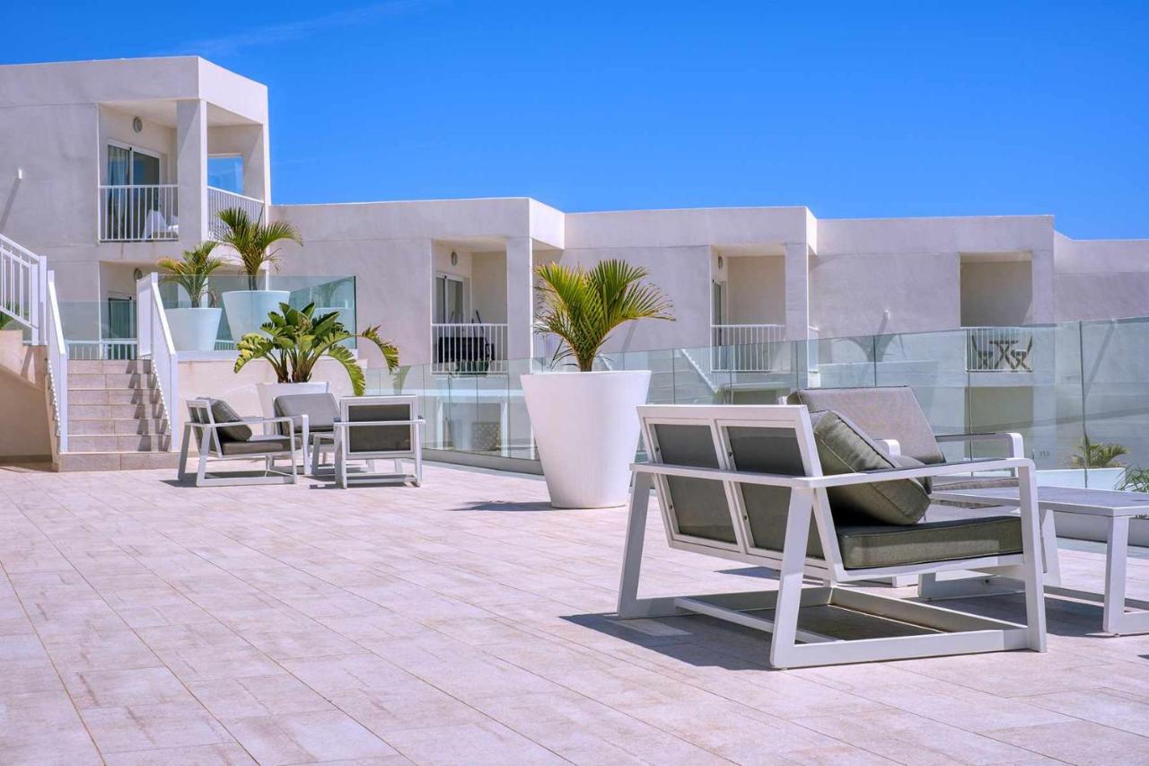 Luminosa Vivienda Vacacional Con Vista A La Piscina Costa Teguise Extérieur photo