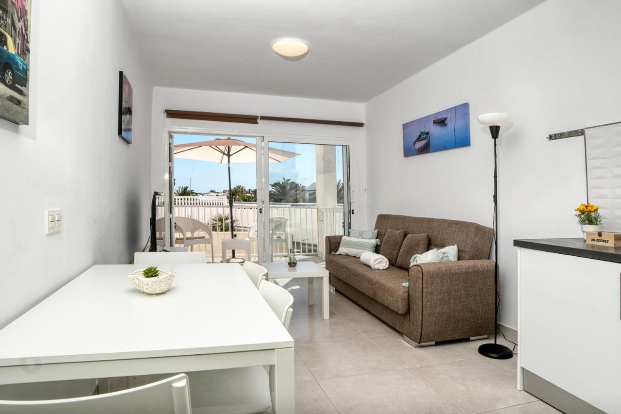 Luminosa Vivienda Vacacional Con Vista A La Piscina Costa Teguise Extérieur photo
